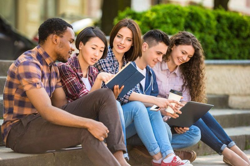 Điều Kiện Du Học Canada Về Học Lực Và Ngoại Ngữ